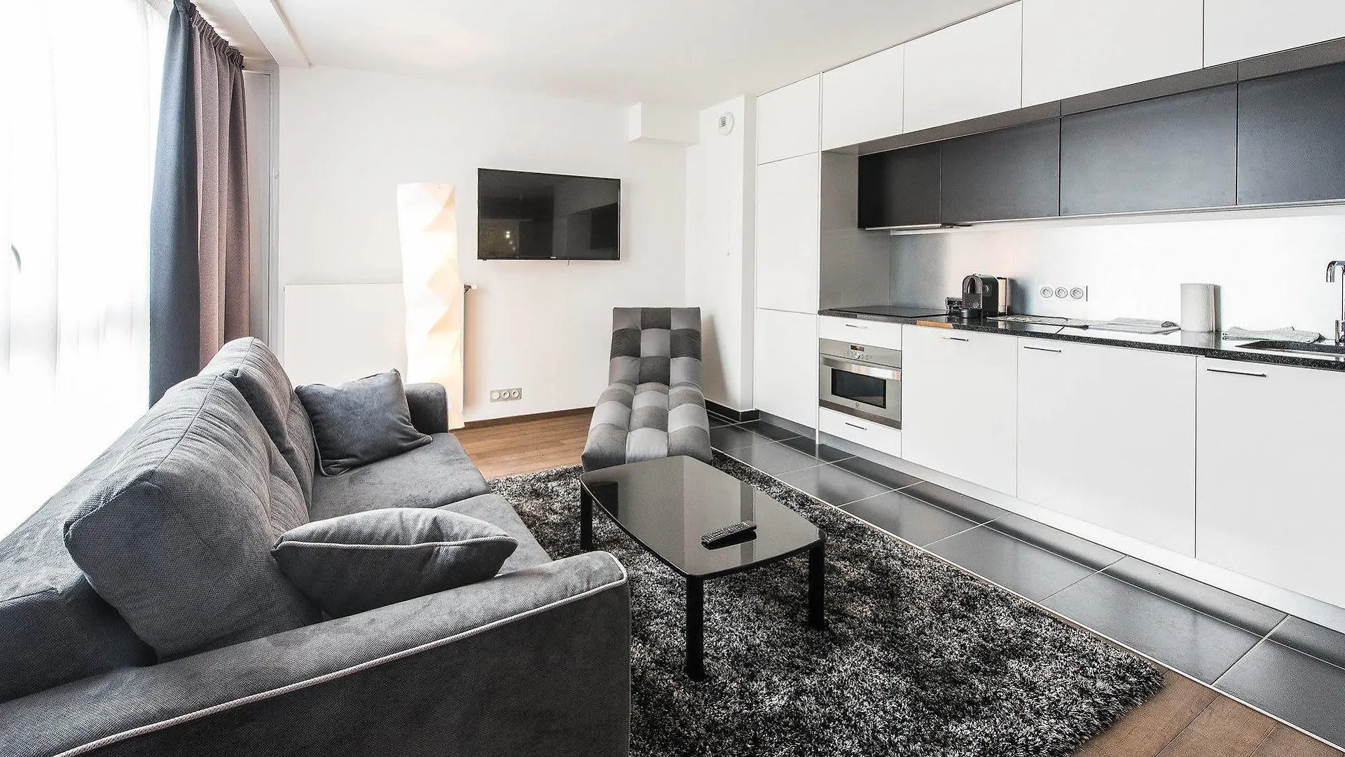 Apartament Clichy Paryż