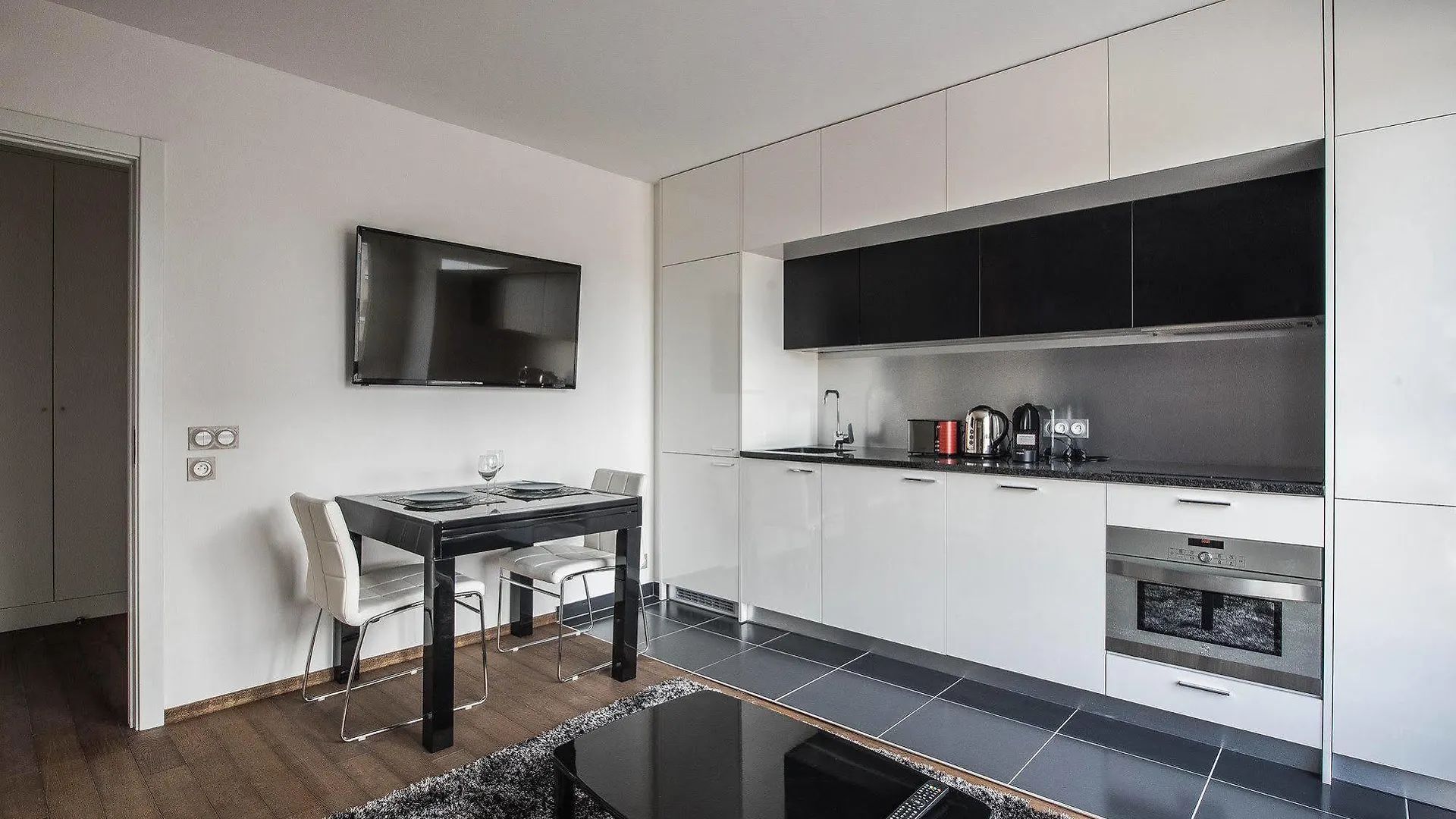 Les Paris Apartment